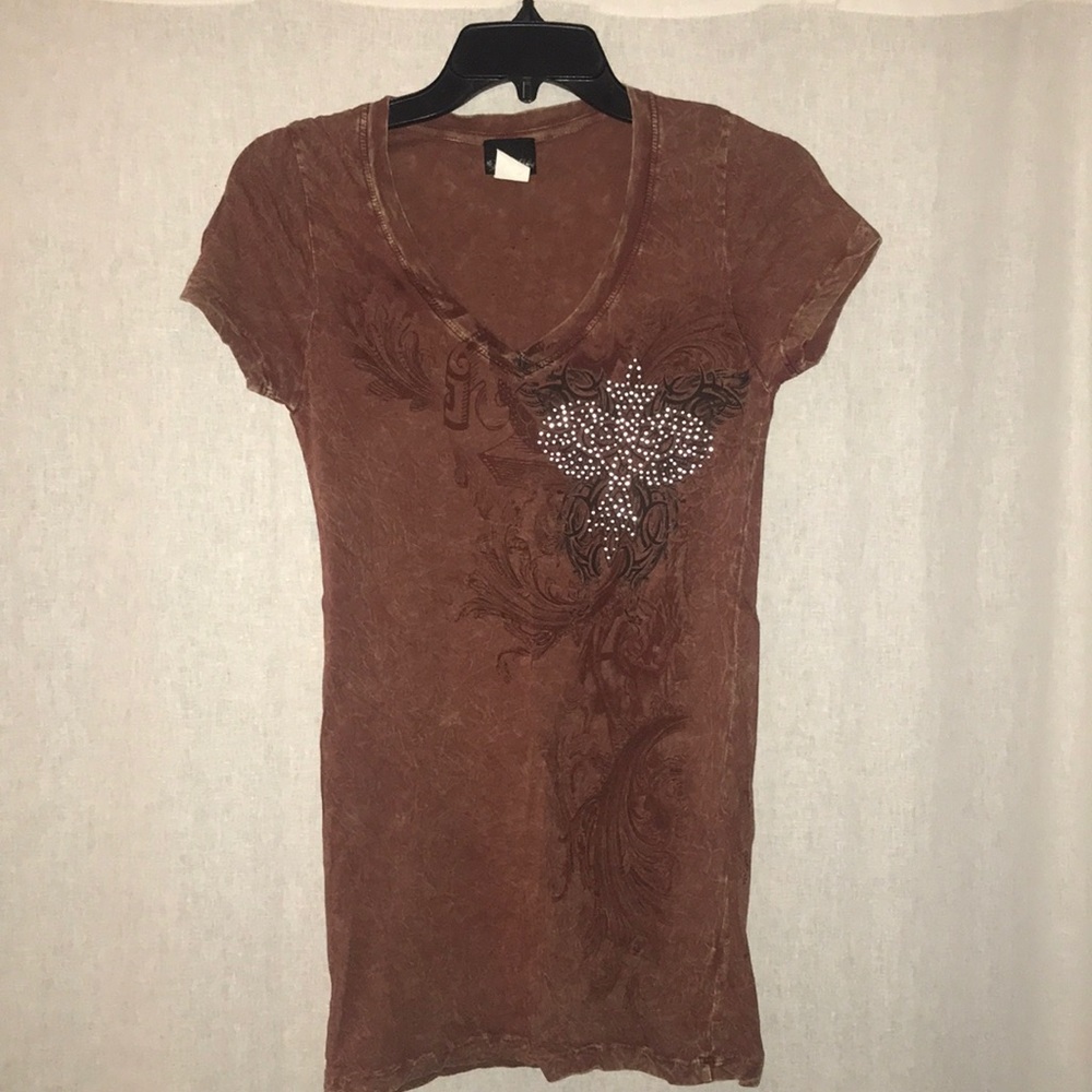 Rusty red T-shirt with embellishment